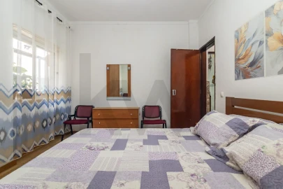 Apartamento T2 para Venda em Baixa da Banheira e Vale da Amoreira