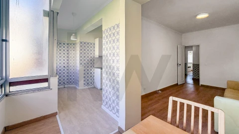Apartamento T2 para Arrendamento em Oeiras e São Julião da Barra, Paço de Arcos e Caxias
