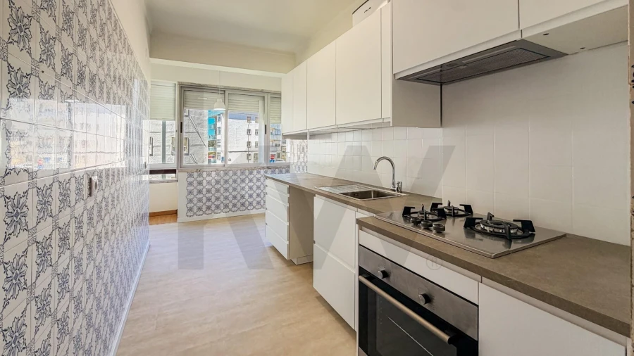 Apartamento T2 para Arrendamento em Oeiras e São Julião da Barra, Paço de Arcos e Caxias Foto 2
