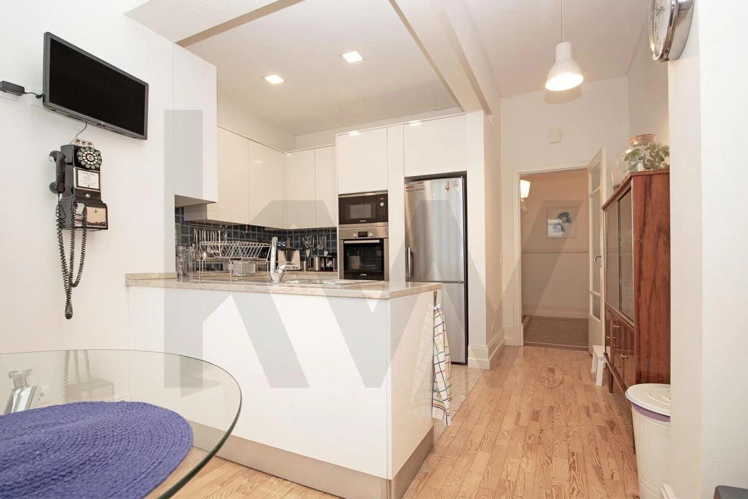 Apartamento T5 para Venda em Avenidas Novas Foto 28