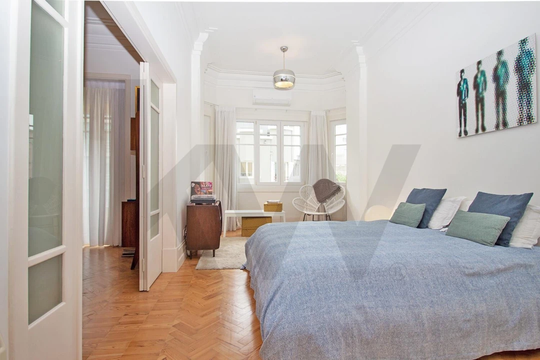 Apartamento T5 para Venda em Avenidas Novas Foto 21