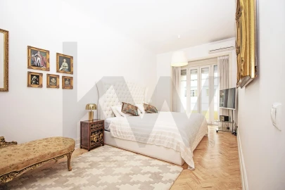 Apartamento T5 para Venda em Avenidas Novas