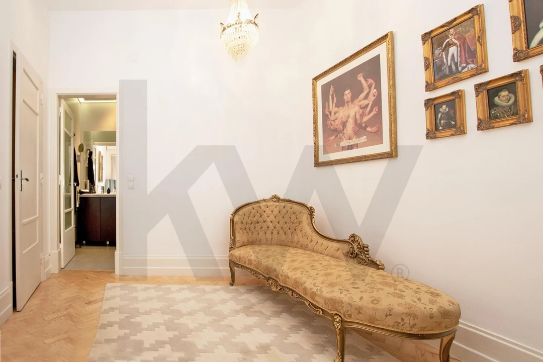 Apartamento T5 para Venda em Avenidas Novas Foto 16