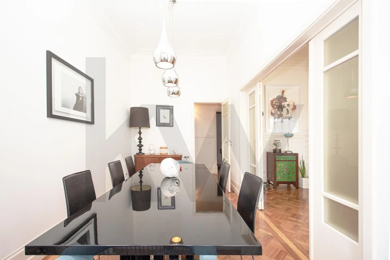 Apartamento T5 para Venda em Avenidas Novas Foto 10