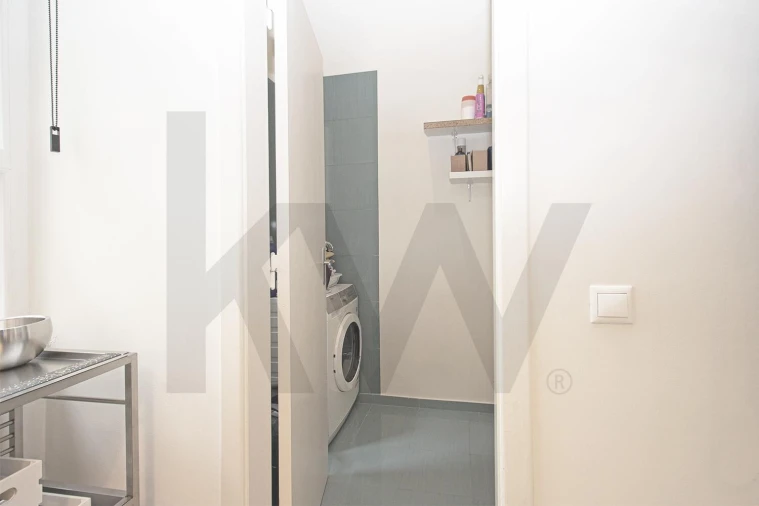 Apartamento T5 para Venda em Avenidas Novas Foto 35