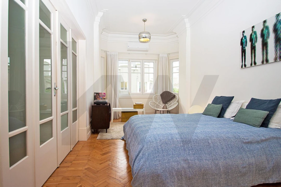 Apartamento T5 para Venda em Avenidas Novas Foto 20
