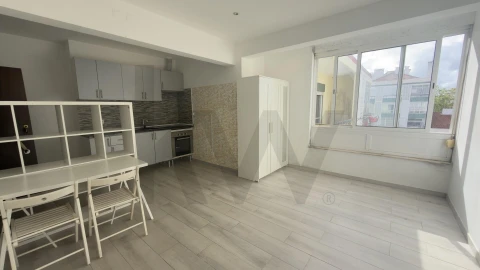 Apartamento para Venda em Alfragide