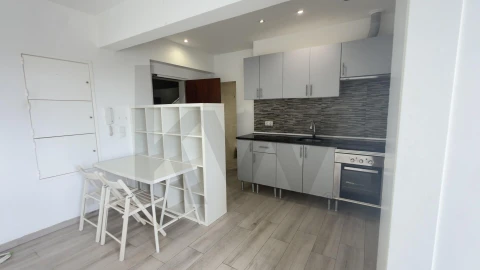 Apartamento para Venda em Alfragide
