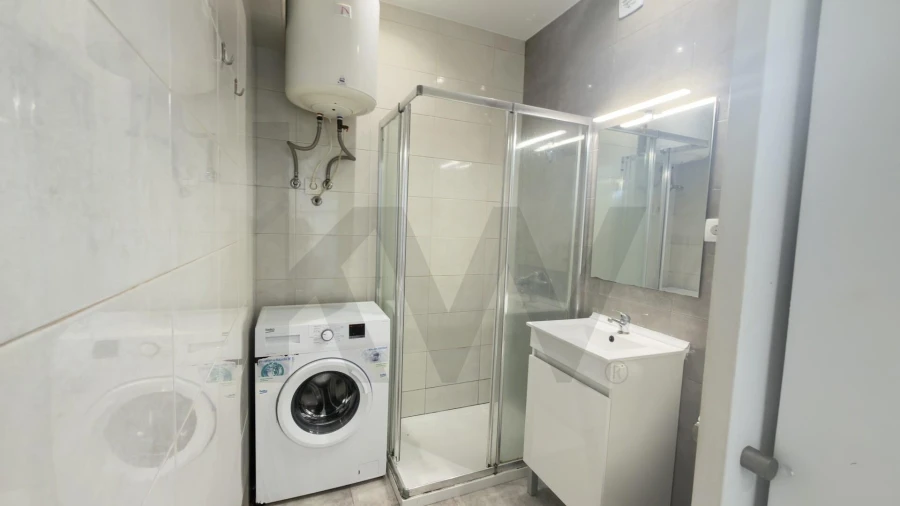 Apartamento para Venda em Alfragide Foto 7