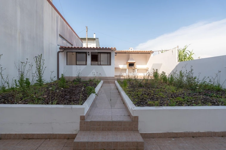 Moradia T4 para Arrendamento em Tavarede Foto 45