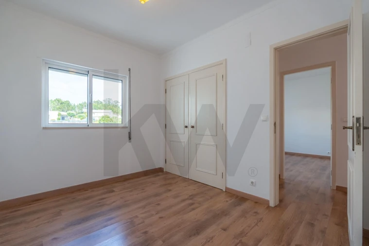Moradia T4 para Arrendamento em Tavarede Foto 30