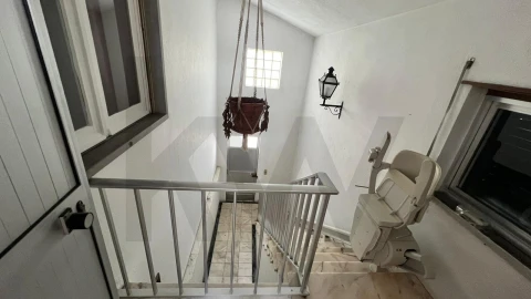 Moradia T3 para Venda em Carnaxide e Queijas