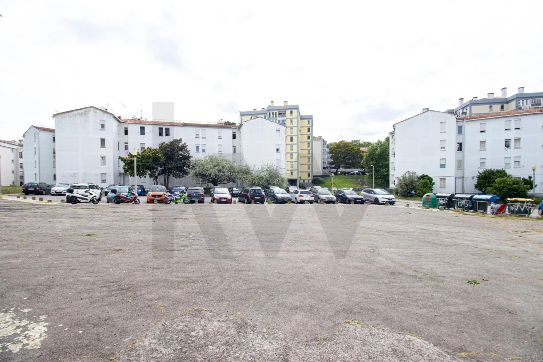 Apartamento T3 para Venda em Olivais Foto 18