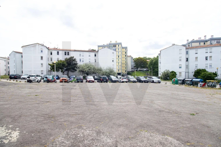 Apartamento T3 para Venda em Olivais Foto 18