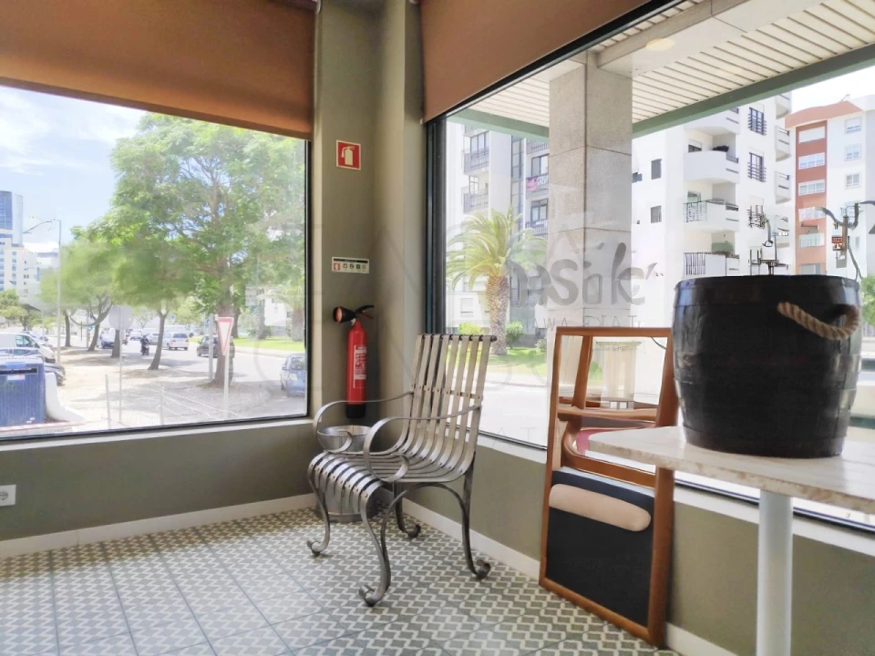 Loja para Arrendamento em União das Freguesias de Setúbal Foto 16