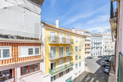 Apartamento T2 para Arrendamento em Campo de Ourique