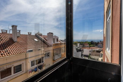 Apartamento T2 para Arrendamento em Campo de Ourique