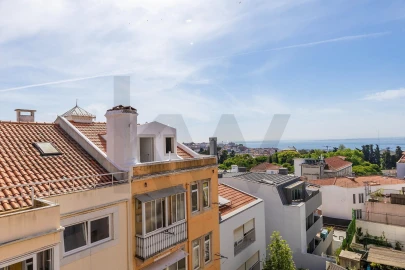 Apartamento T2 para Arrendamento em Campo de Ourique