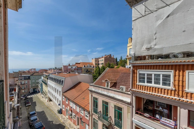 Apartamento T2 para Arrendamento em Campo de Ourique Foto 4