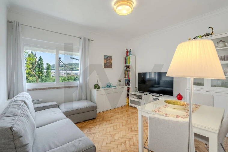 Apartamento T1 para Venda em Odivelas Foto 10