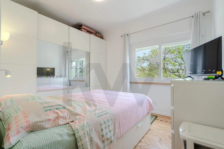 Apartamento T1 para Venda em Odivelas Foto 8