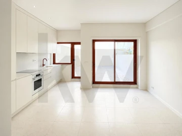 Apartamento T2 para Arrendamento em Beato