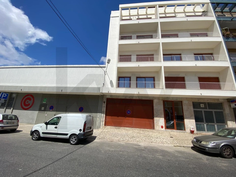 Apartamento T2 para Arrendamento em Beato Foto 2