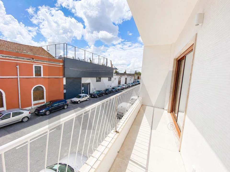 Apartamento T2 para Arrendamento em Beato Foto 28