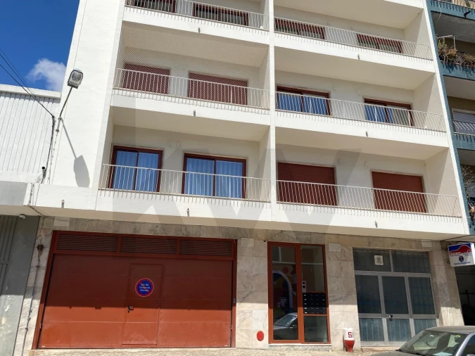Apartamento T2 para Arrendamento em Beato Foto 3