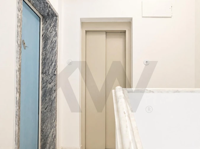 Apartamento T2 para Arrendamento em Beato Foto 6