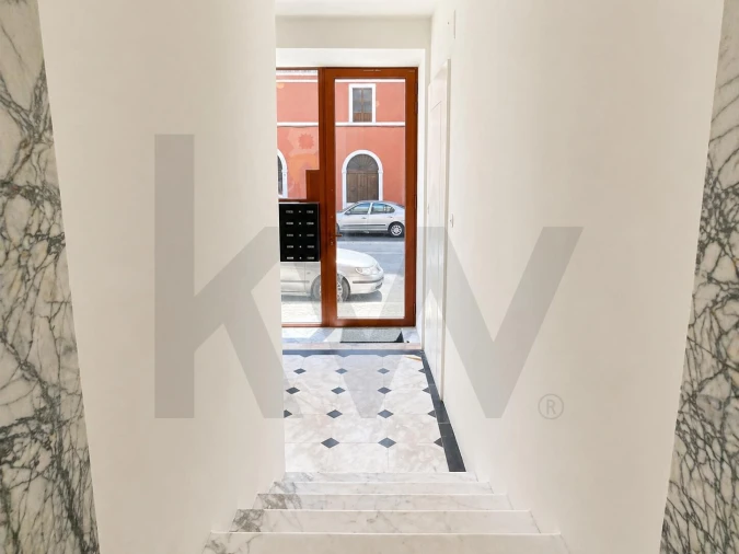 Apartamento T2 para Arrendamento em Beato Foto 5