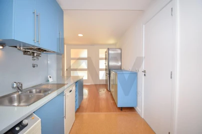 Apartamento T4 para Venda em Avenidas Novas