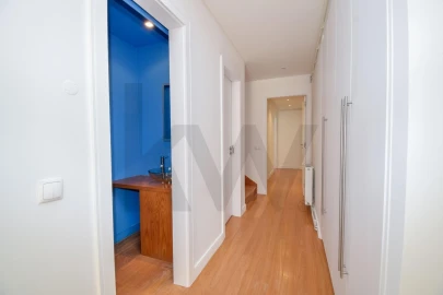 Apartamento T4 para Venda em Avenidas Novas