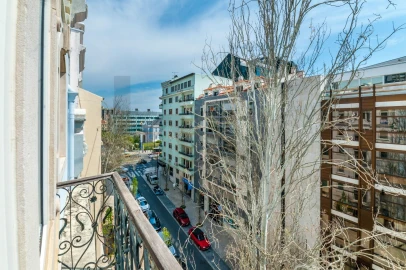 Apartamento T4 para Venda em Avenidas Novas