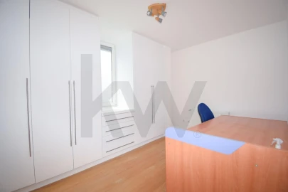 Apartamento T4 para Venda em Avenidas Novas