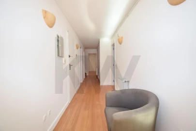 Apartamento T4 para Venda em Avenidas Novas
