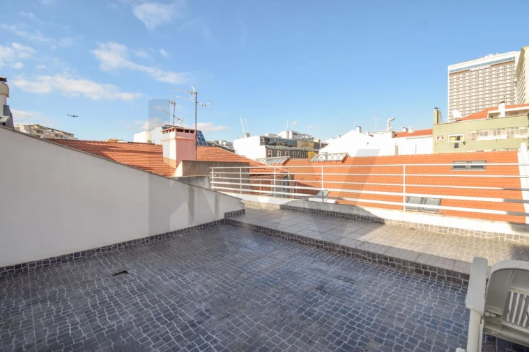 Apartamento T4 para Venda em Avenidas Novas Foto 7