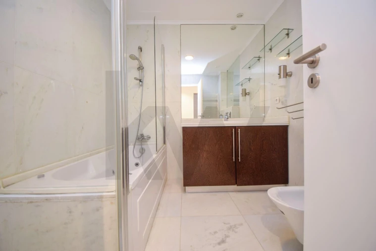 Apartamento T4 para Venda em Avenidas Novas Foto 23