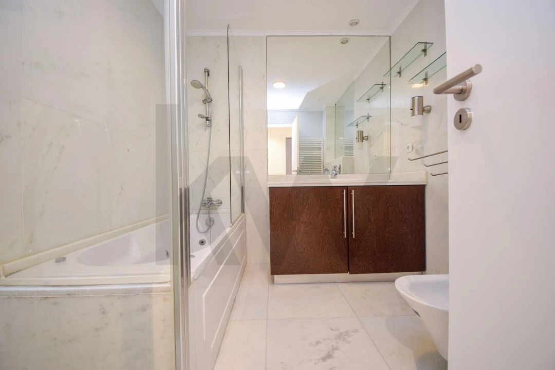 Apartamento T4 para Venda em Avenidas Novas Foto 23