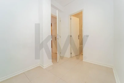 Apartamento T4 para Venda em São Martinho do Bispo e Ribeira de Frades