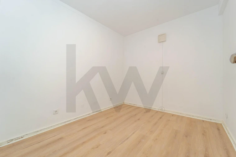 Apartamento T4 para Venda em São Martinho do Bispo e Ribeira de Frades Foto 19