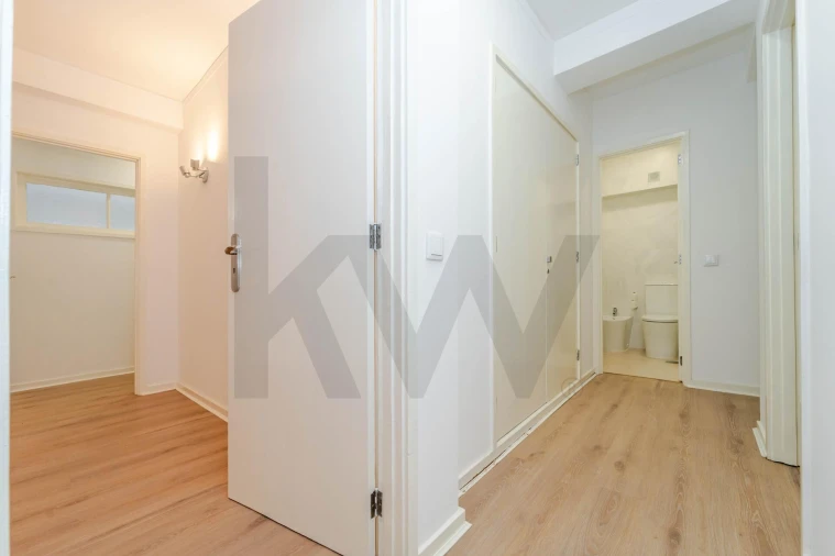 Apartamento T4 para Venda em São Martinho do Bispo e Ribeira de Frades Foto 16
