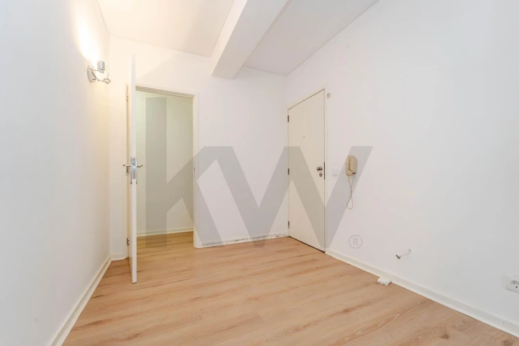 Apartamento T4 para Venda em São Martinho do Bispo e Ribeira de Frades Foto 14