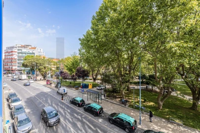 Apartamento T2 para Venda em Venteira