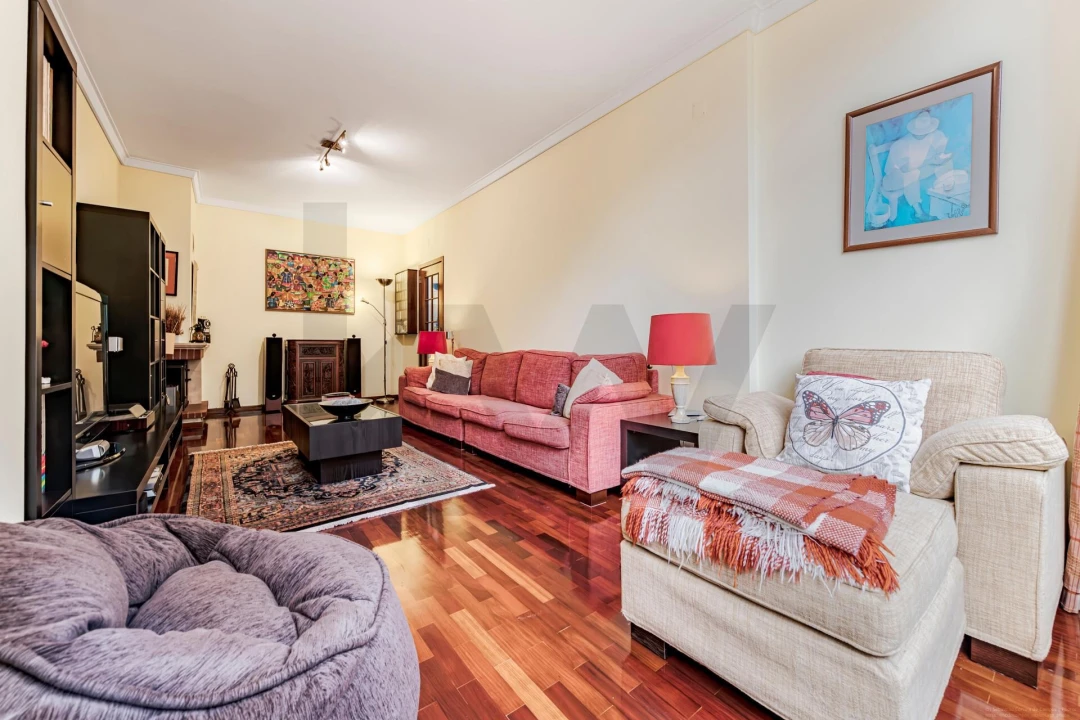 Apartamento T2 para Venda em Venteira Foto 17