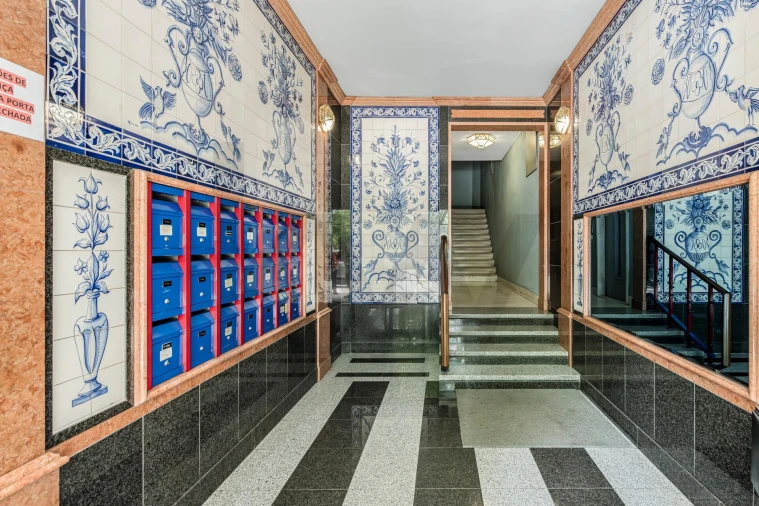 Apartamento T2 para Venda em Venteira Foto 18