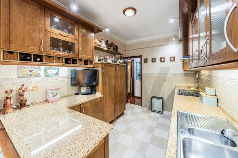 Apartamento T2 para Venda em Venteira Foto 10