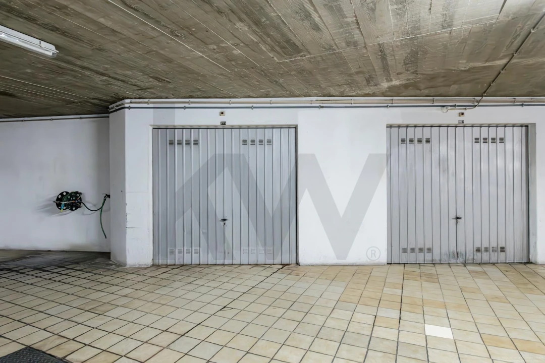 Apartamento T2 para Venda em Venteira Foto 19