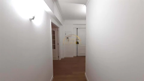 Apartamento T3 para Venda em Carnide
