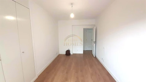 Apartamento T3 para Venda em Carnide